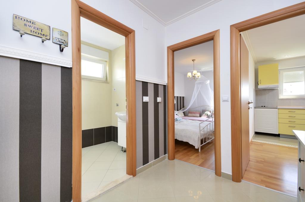 Apartment Blanka Makarska Bagian luar foto